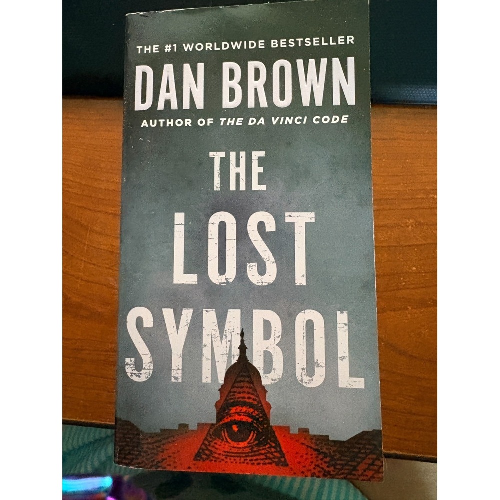 The Lost Symbol Dan Brown Robert Langdon Series 1st Ed Paperback 2010